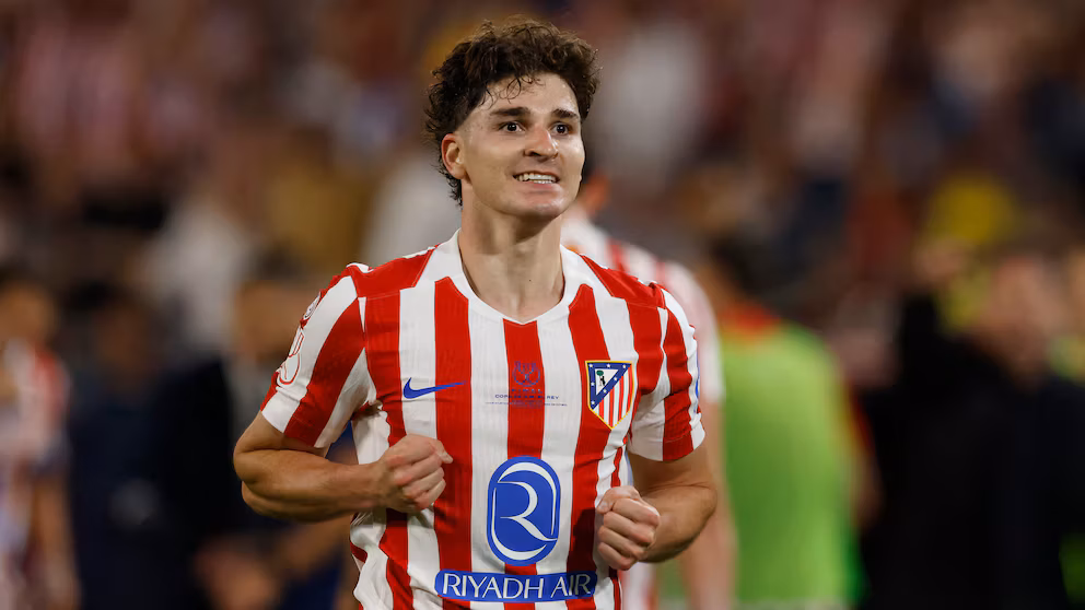 Real Madrid sacudió el mercado con una oferta récord por Julián Álvarez, pero Atlético de Madrid la rechazó de inmediato
