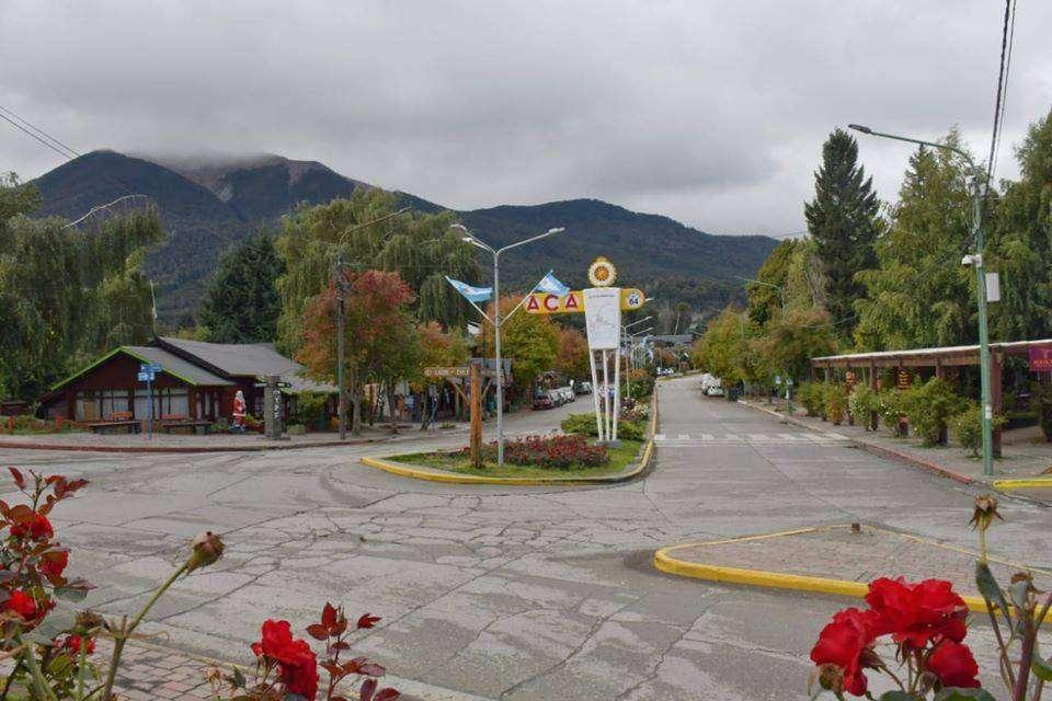 La crisis comercial en la provincia de Neuquén también golpea a Villa La Angostura: advierten por cierres y caída de ventas