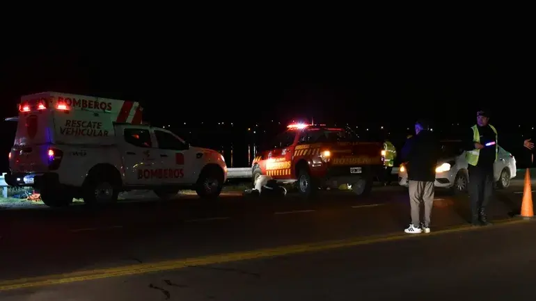 Tragedia en La Pampa: murieron cuatro hermanas tras caer con una camioneta a una laguna