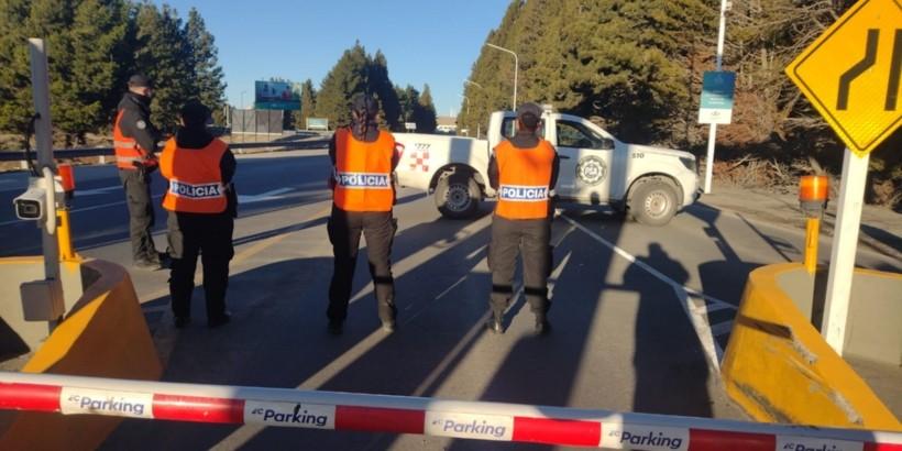 Evacúan el aeropuerto de Bariloche por una valija sospechosa