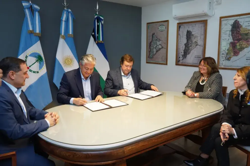 Neuquén y Río Negro unen esfuerzos para formar especialistas en incendios forestales