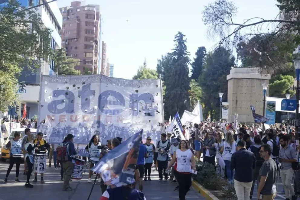 ATEN aclaró que no hay paro provincial y cuestionó la convocatoria de la seccional Capital