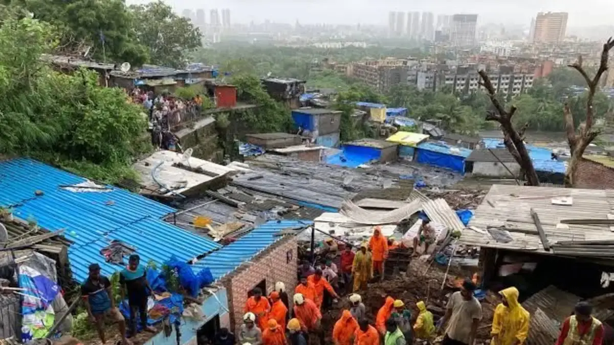 India: más de 100 muertos y miles de evacuados por el impacto devastador del monzón
